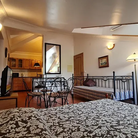 Silver Coast Villa *